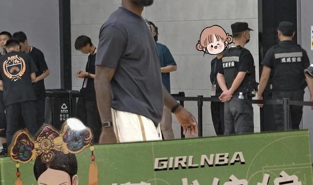 pg电子官网-我去成都见老詹了！太震撼了！20年了，原来我们有这么多故事呀