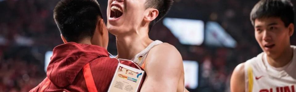 pg电子官网-落后11分完成逆转！中国男篮两连胜，掌握主动权，首支出线队诞生