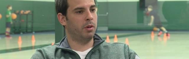 电子游戏平台-全美多州疫苗供不应求 雄鹿副总裁火速接种引质疑